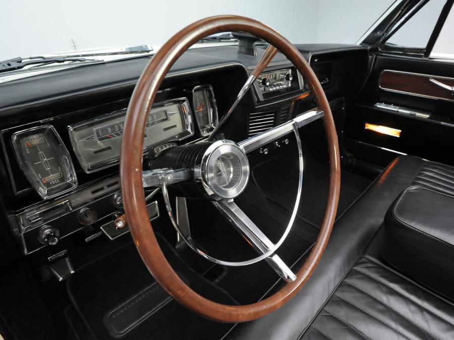 Панель приборов Lincoln Continental Convertible (74A) 1962 года  (фото 11 из 35)